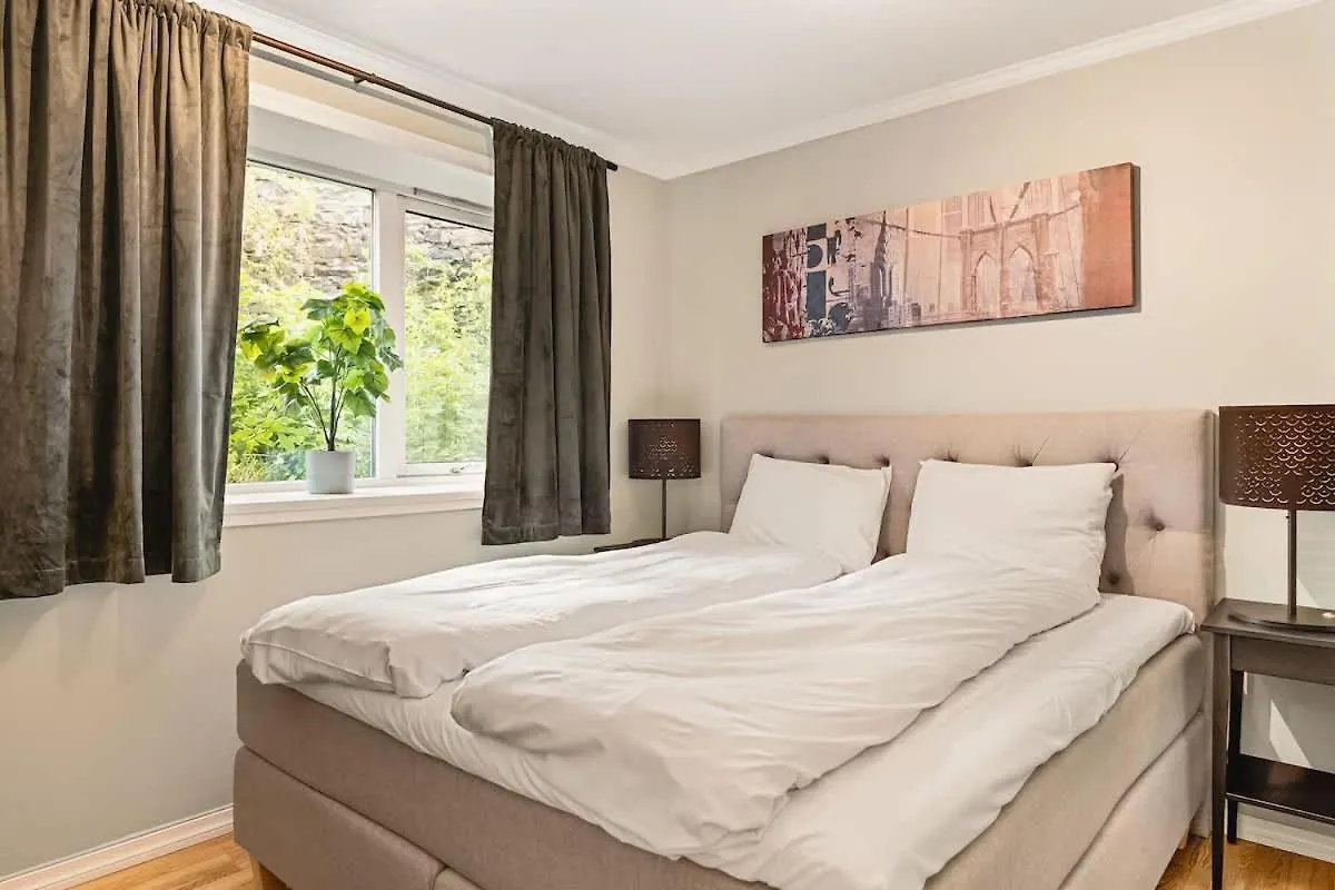 Dinbnb Apartments I Family I Fully Equipped & Parking Opportunities Берген 0*,  Норвегия